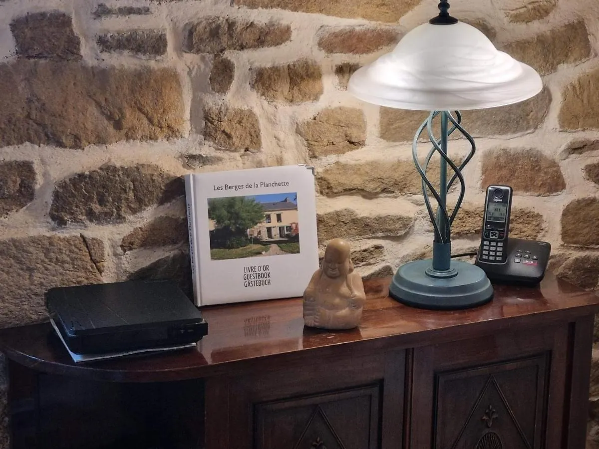 Les Berges De La Planchette Bed & Breakfast Yvignac-la-Tour