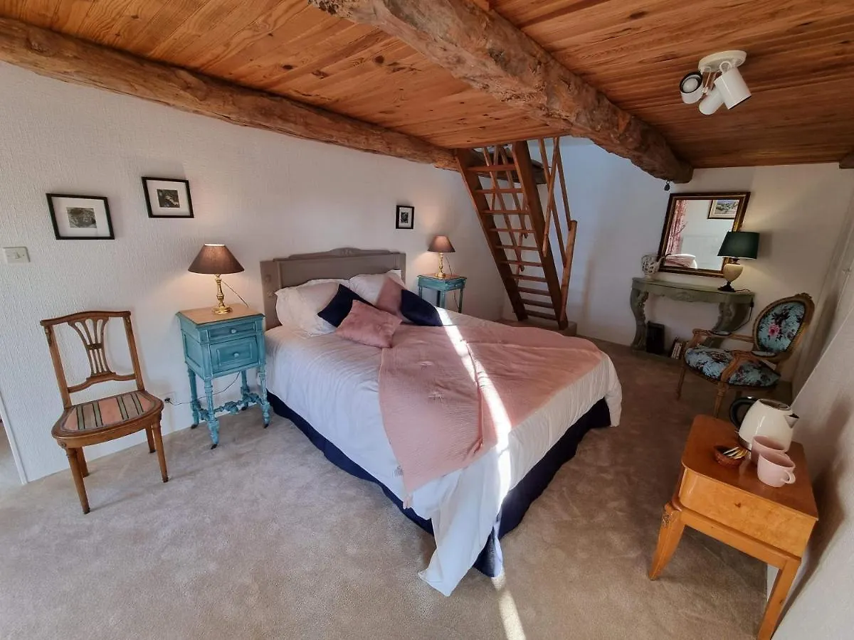 Les Berges De La Planchette Bed & Breakfast Yvignac-la-Tour 0*,  France